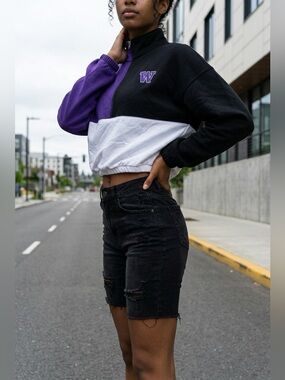NWT Women’s Univ of Washington Purple Black Quarter-Zip Semi Crop Pullover - 2X
